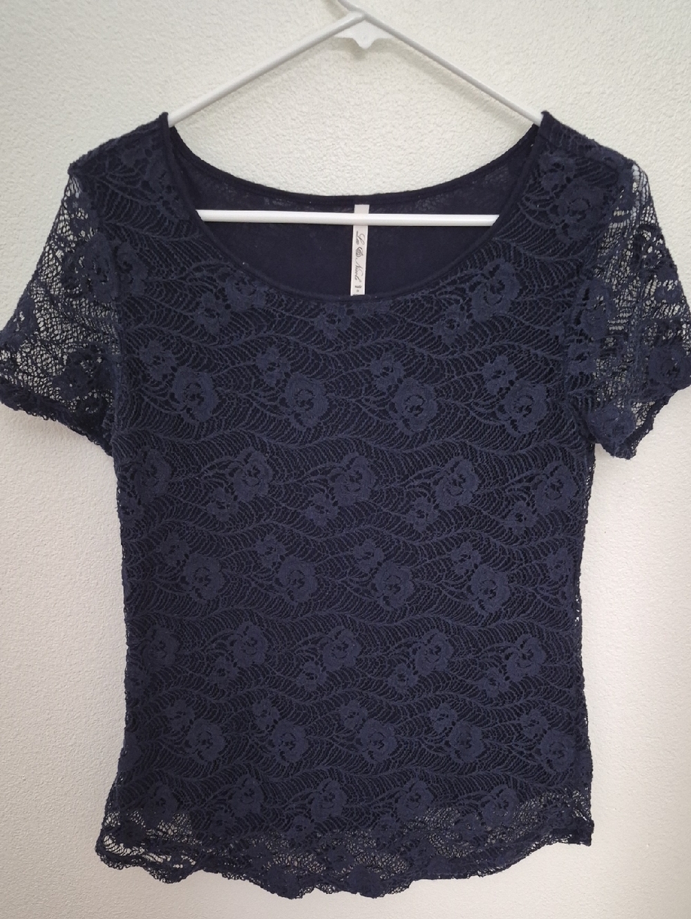 Leo & Nicole Navy Floral Lace Short Sleeve Top